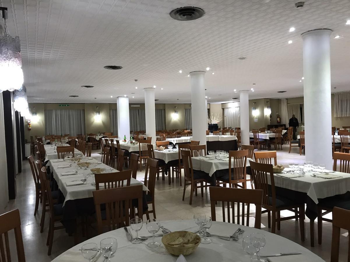 Park Hotel Baia Domizia Eksteriør billede